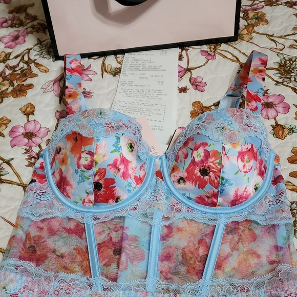 Brand New Women Victoria Corset Size S/P. - Picture 6 of 11